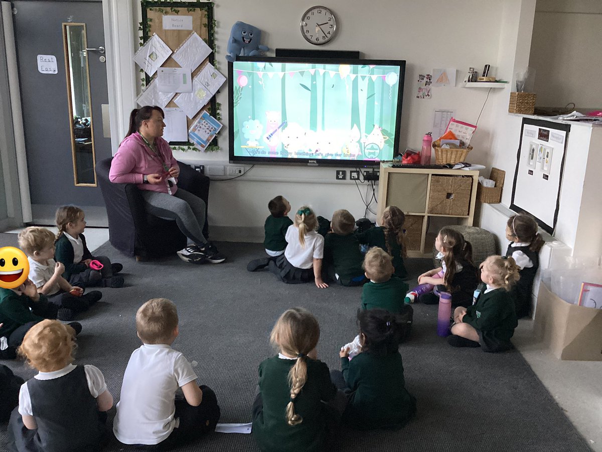 Ms Whitley tweet media