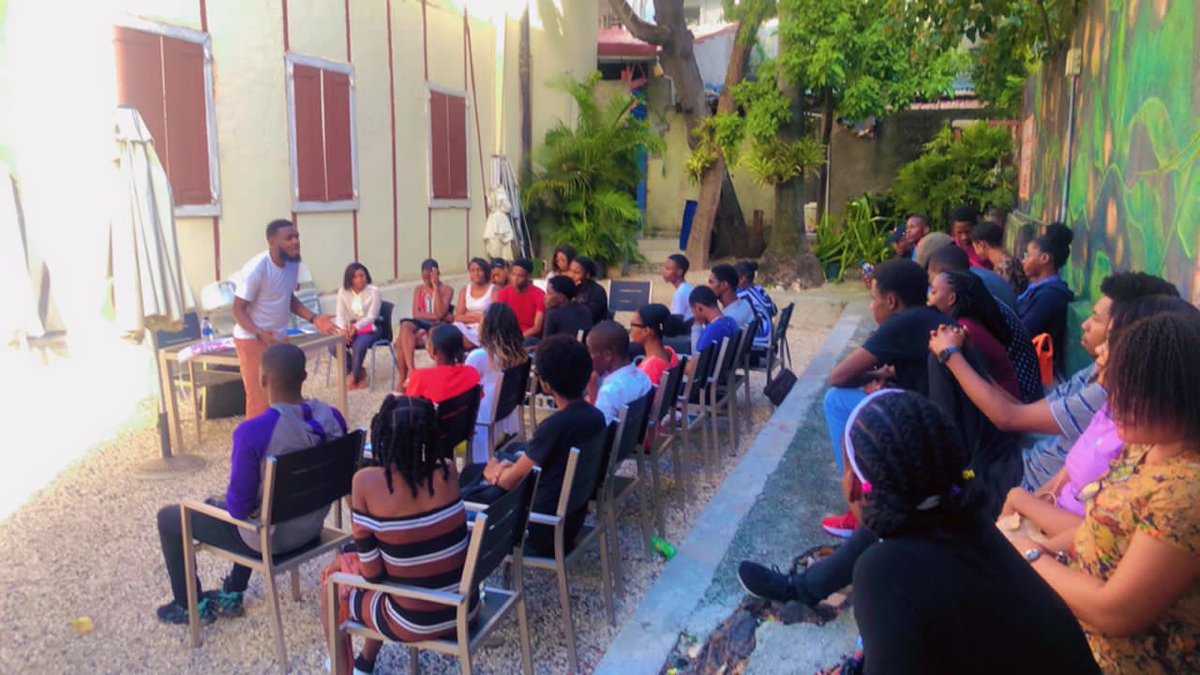 FortuneBelony's tweet photo. Retour en image sur la causerie autour du thème  « l’Exactitude » tiré du livre Change-toi toi-même et change ton pays du professeur Henri DORLÉANS avec Croix-Rouge Jeunesse de Pétion-Ville (CRJ-PV) ce samedi 4 novembre 2023 à la Bibliothèque Michèle Tardieu de PV.  HM3🇭🇹🇭🇹 https://t.co/g7Fl7PgxAa