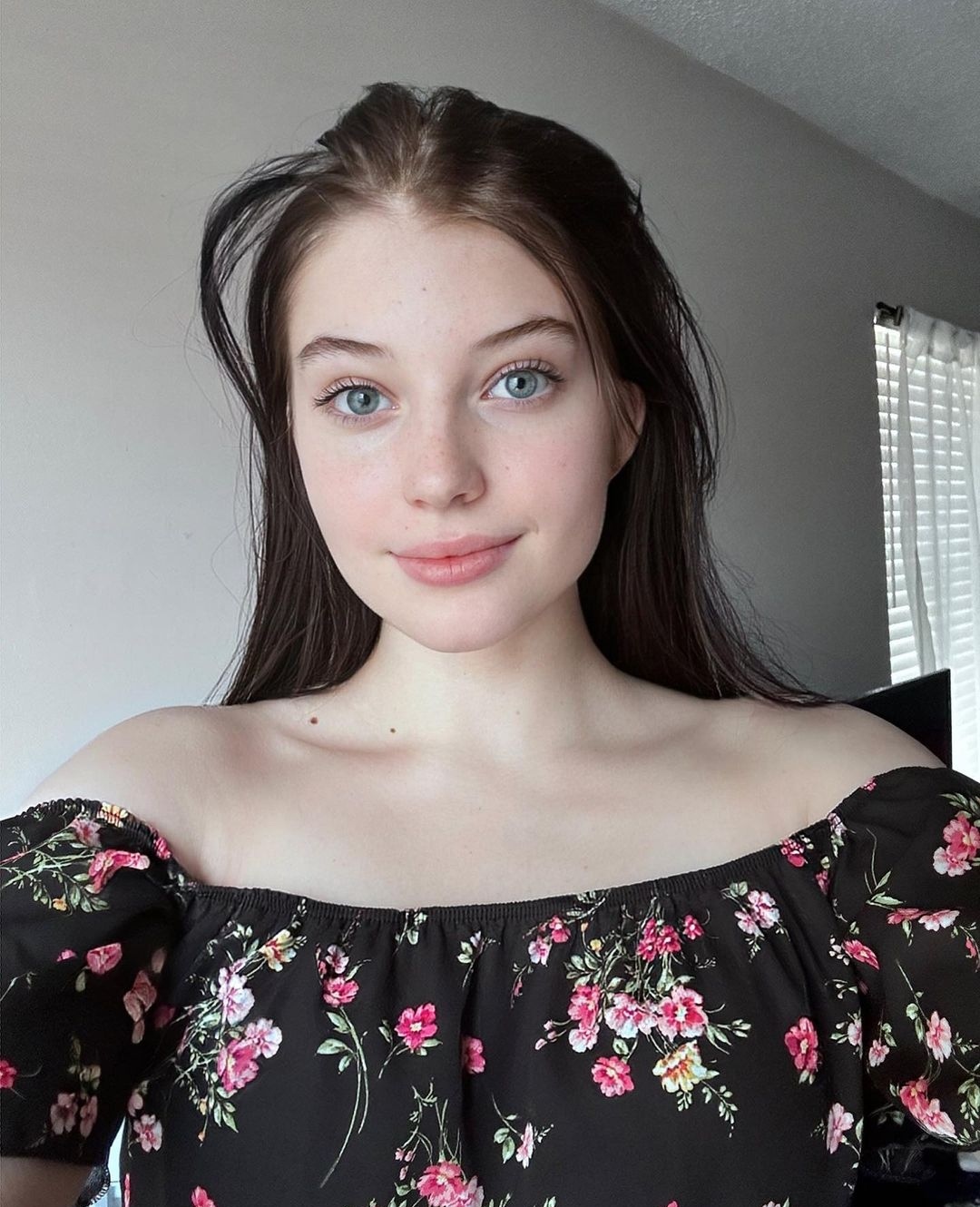 Raye Rose on X: t.con9g3tCZ0DR  X