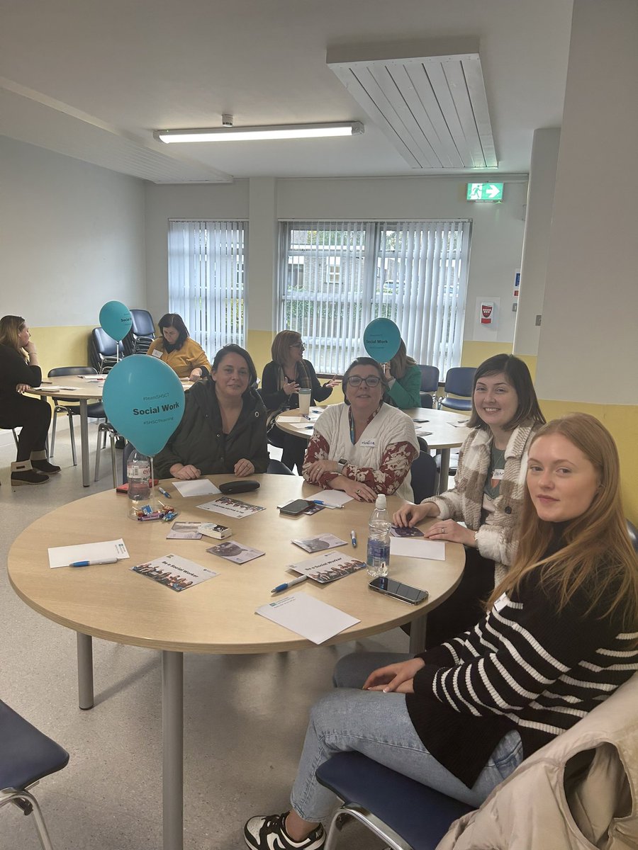 MarshaSwMum's tweet photo. Another informative session this morning @ #teamSHSCT for staff interested in applying for the Social Work degree OpenUniversity @SouthernHSCT @NI_SCC #applyforsocialwork #StudySocialWork #BeASocialWorker https://t.co/0nNG3Im2xg