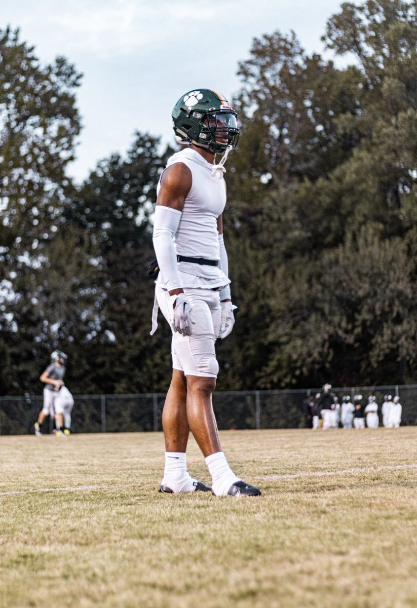 hudl.com/v/2MShfh

Jr year film (3 games)
<a href="/Curt_Campbell43/">Curtis Campbell</a> <a href="/CoachX_Will/">Xavier Williams</a> <a href="/jaroidp8/">Jaroidp8</a>