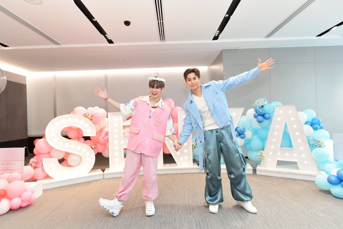 hsaiochi's tweet photo. @sally_tock たくさん持っている🤭
#HappyNatasitDay2021
#SENKAxMaxNat
#mutekixMAXNAT
#CutiePie2YouFM_Korea https://t.co/7Wg28NGMnN