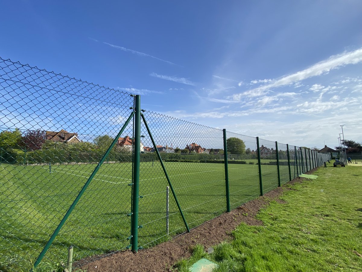 We do fencing, quite a lot of it! We installed 400 metres of new tubular fencing with chainlink from @JBCorrie,  around a block of 9 natural grass courts. If your facility would benefit from new fencing, then get in touch to discuss! #tenniscourts #tennis #sportsfencing