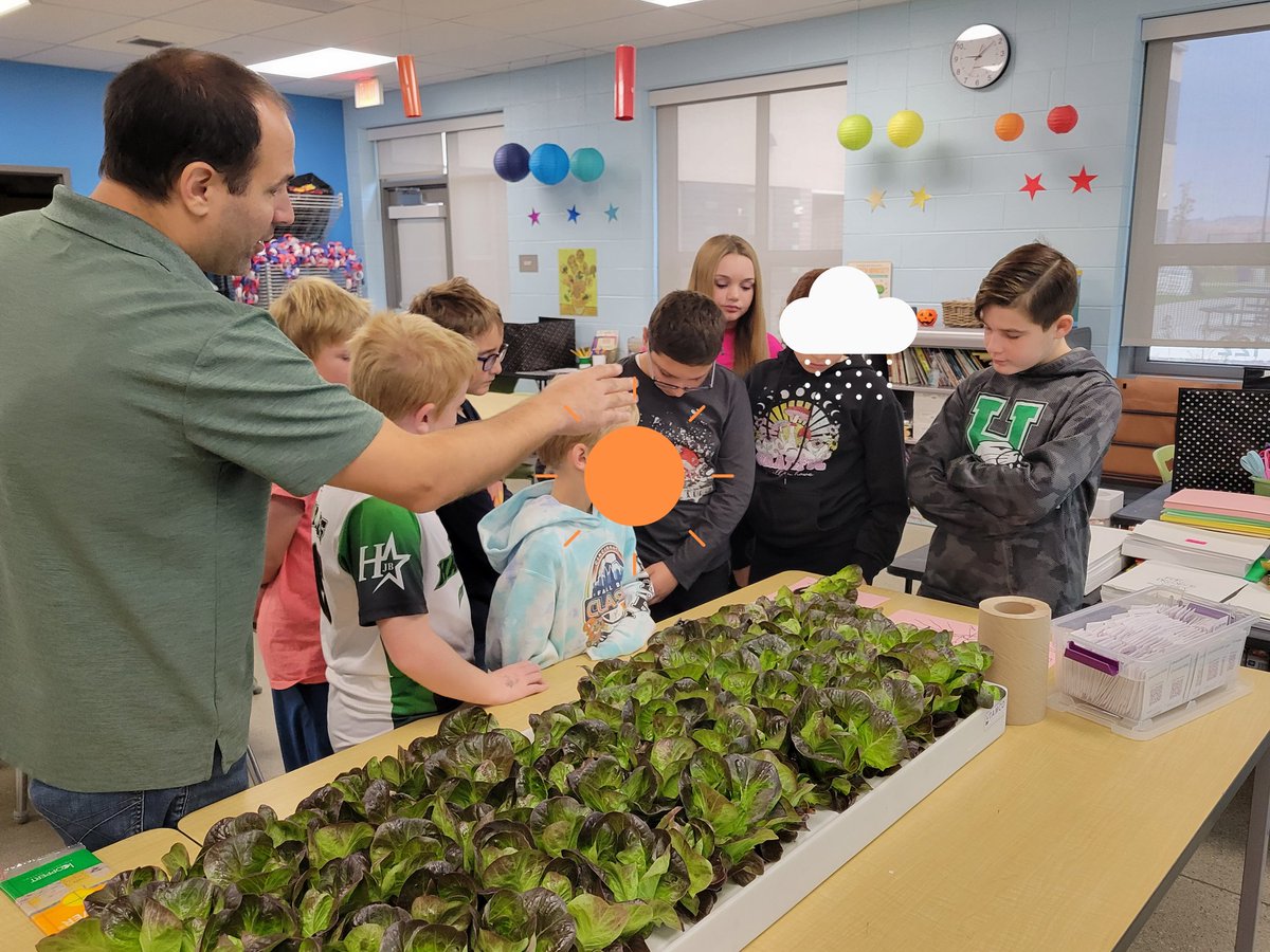 SLSDAghotte's tweet photo. G.O.A.L. Day @SLSDCrosby It's never too early to explore "Growing Our Aspirations and Life Skills". Thank you to all the volunteers who came to speak about their careers today! #findyourgreatness https://t.co/pd7JZBFgV6