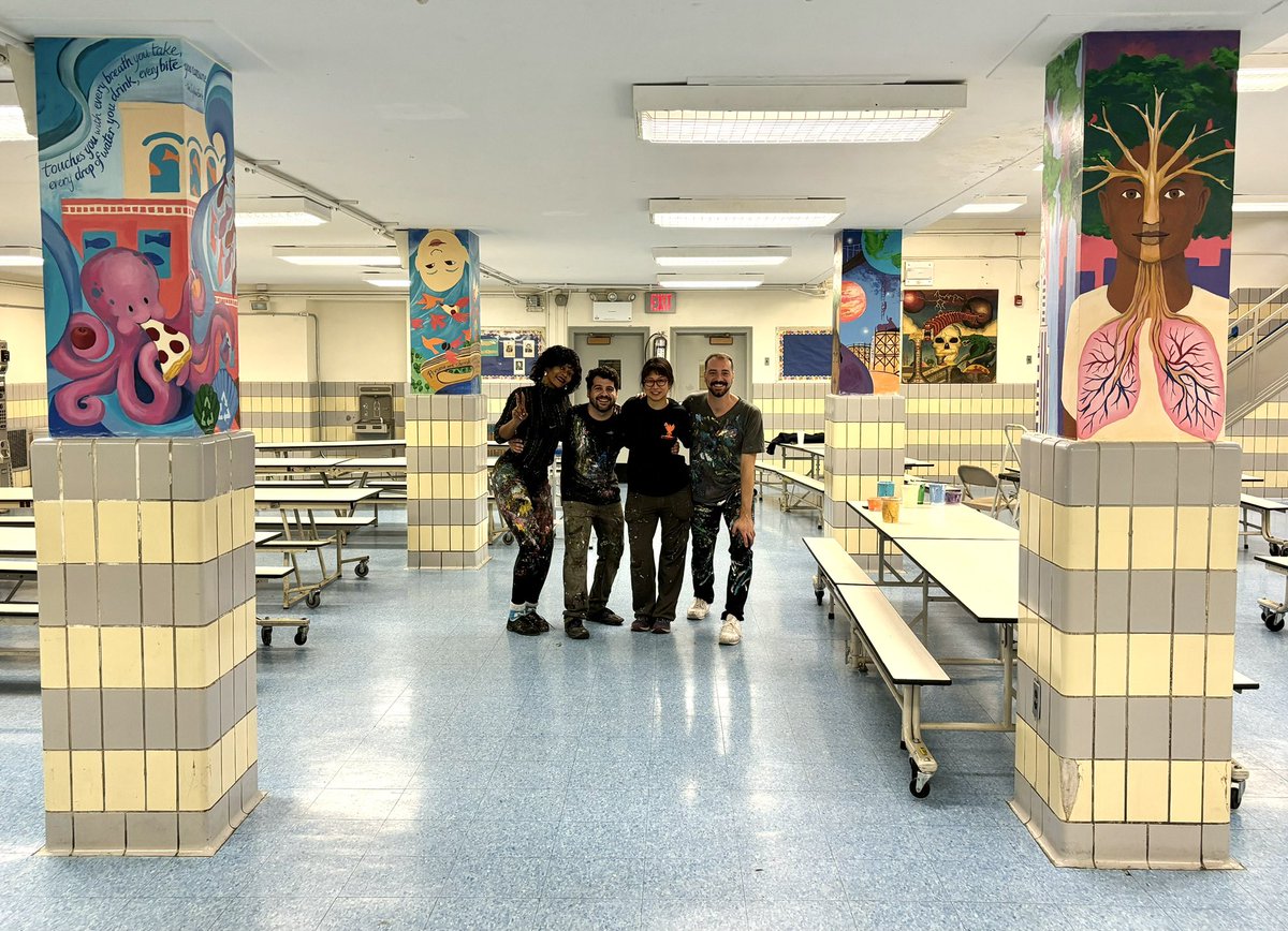 At last! Murals for IS62 in Brooklyn are up! Last school year middle schoolers focused on our environment and contemplated how we affect the land, air, and water. Many thanks <a href="/GswellMural/">Groundswell</a> team Christian, Sandrine, and Dakotah ❤️❤️❤️

#teachingartist