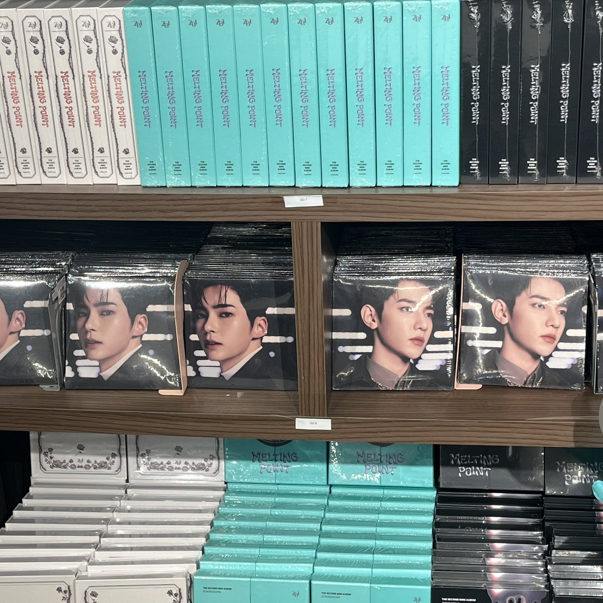 igftue's tweet photo. 이케맨즤븨원이 가득한 자정깡 타래…
천천히(X) 급하게(O) 이어집니다… https://t.co/17TkOj2XpG