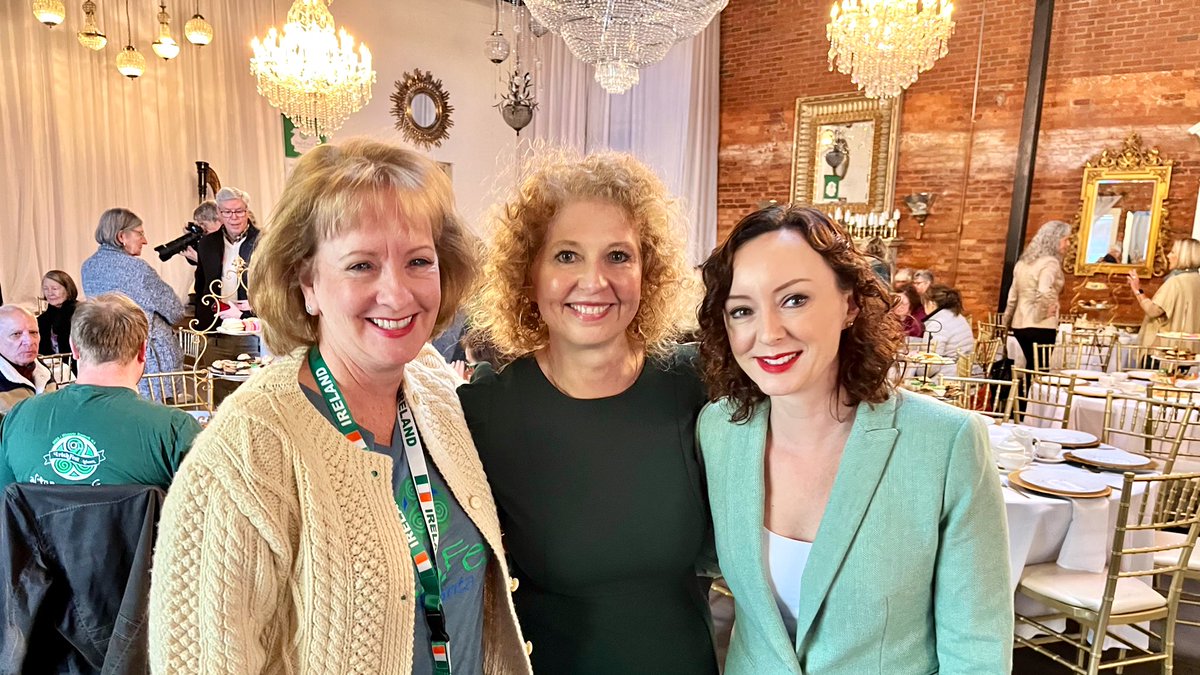 shamrock_peach's tweet photo. ☘️🍑An Elegant Irish Tea @irishfestatl @IrelandAtlanta #fillyourheartwithireland #irishtea https://t.co/GHaLLP0gkM