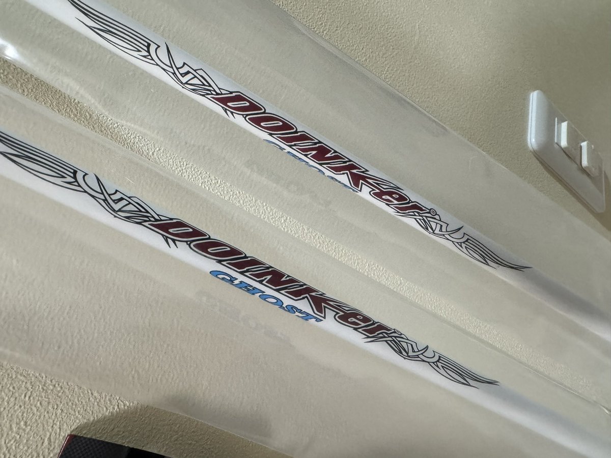 Ryo_poohcp's tweet image. Doinkerの新作のスタビライザーのGHOSTが届きました！
championとサイズは同じですが色は白色です🏹

#アーチェリー
#日本最速
#Doinker