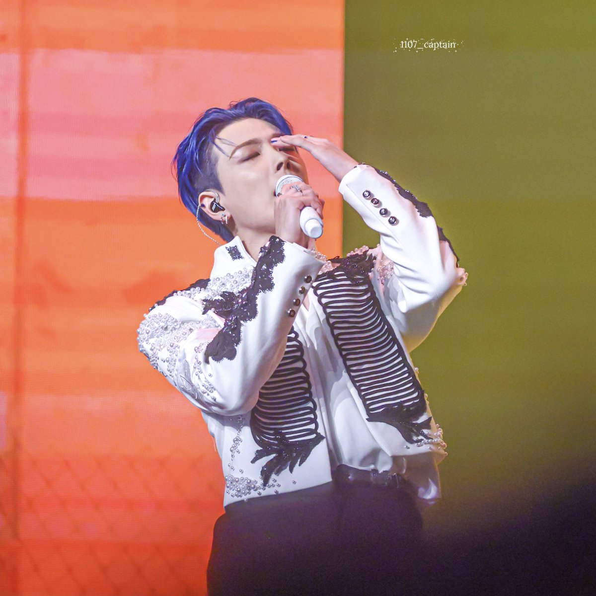 1107_captain's tweet photo. ☾☾☾☾☾☾☾☾
𝖣𝖱𝖤𝖠𝖬 𝖶𝖠𝖫𝖪𝖤𝖱 𝖧𝖮𝖭𝖦𝖩𝖮𝖮𝖭𝖦 𝖣𝖠𝖸

#넓은세상의중심_홍중이의_탄생날
#OurCaptainHongjoongDay
#에이티즈 #ATEEZ #홍중 #HONGJOONG https://t.co/9NHwVRCmS2