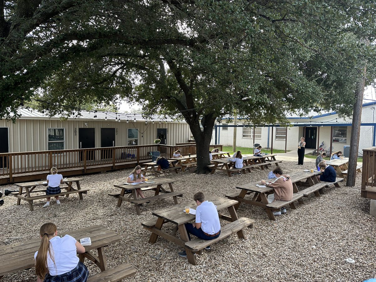 Outdoor classrooms are the BEST @ValorPrep! Awesome staff, great students and perfect weather. #valorknights2023