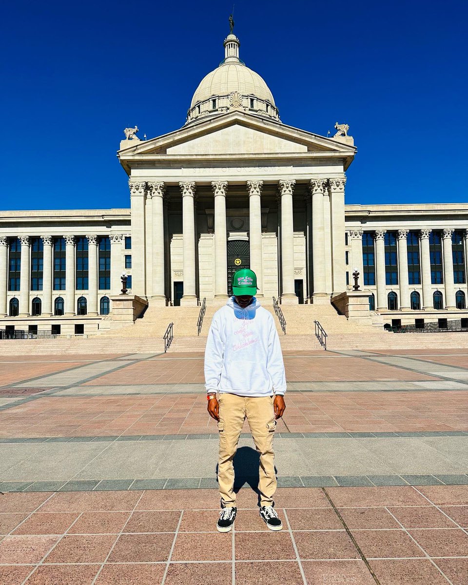 txmsolo's tweet image. The pretty girls said Tim, drop them Hoodies again for me &amp;amp; my pretty friends. 🥰💕

Tap in, Pretty Girl Come From Oklahoma Hoodies Dropping! Need models to shoot as well! 
What colors y’all want?!