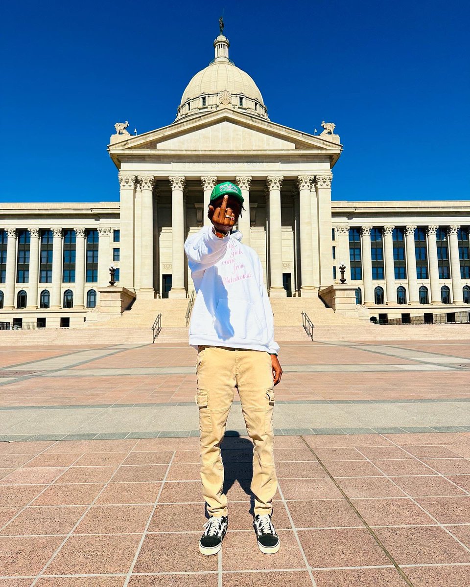 txmsolo's tweet image. The pretty girls said Tim, drop them Hoodies again for me &amp;amp; my pretty friends. 🥰💕

Tap in, Pretty Girl Come From Oklahoma Hoodies Dropping! Need models to shoot as well! 
What colors y’all want?!