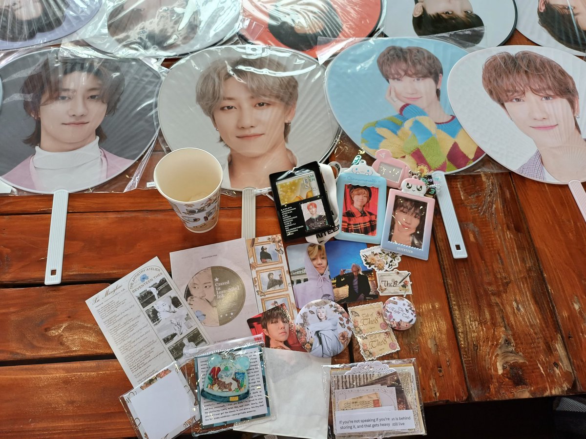 cremecardigan's tweet photo. 생일 축하해요 에잇아~~
🐸✨️

The 8's birthday event by @The8DayProd

#춤춰_노래해_명호의_생일이네 
#The8HeavenDay
#Happy_THE8_Day 

#디에잇 #THE8 #세븐틴 #SEVENTEEN https://t.co/jB3Qnz5Py6
