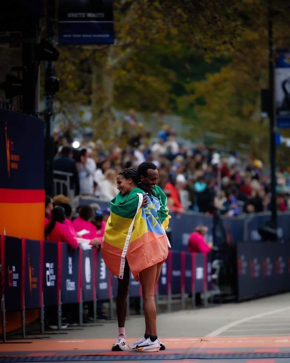 Picture of the Day

💚💛❤️

#Ethiopia #NewYorkMarathon #TamiratTola #LetesenbetGiday