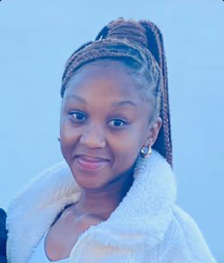 SAPoliceService's tweet photo. RT #sapsFS Help the police find Lesego Mamello Motaung who was reported #missing at Parkweg Police Station. Lesego was last seen when she left her home in Uitsig to go to work at a food chain restaurant in Zastron Street, Wesdene. Anyone with info to contact Capt Mokoena at 082 526 2653. #CrimeStop ML
https://t.co/GqEb80EyiH