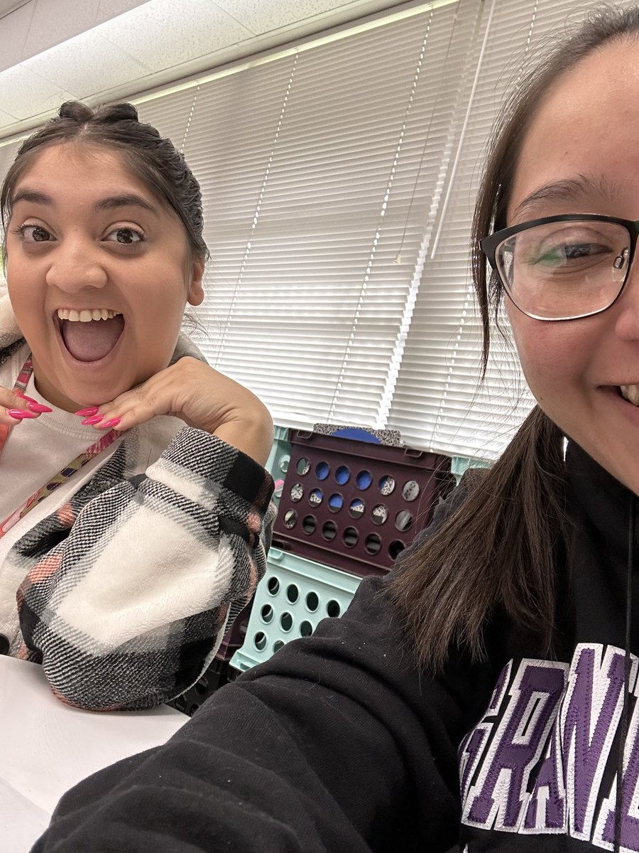 Spending my morning with my college roommate deep diving into unit 6 <a href="/MsMyeIS/">Jamie Myers</a> <a href="/Erica4Literacy/">Erica Sneed M. Ed.</a> #4thgradeteachers #StaffDevelopment