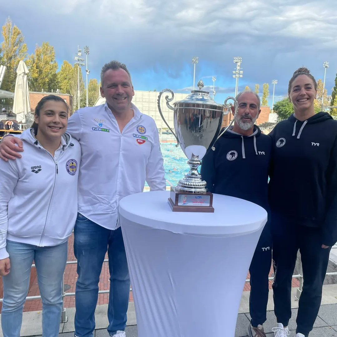 cnswaterpolo's tweet photo. PRESENTACIÓ DE LA SUPERCOPA !
Demà a les 18.45, a per ella !
#somCNSabadell #andclub #plapedreraCNS #sabadellarreu #wpinternacional #somwaterpolo
🤍💙🤍💙🤍💙 https://t.co/fLvO7GeSRU