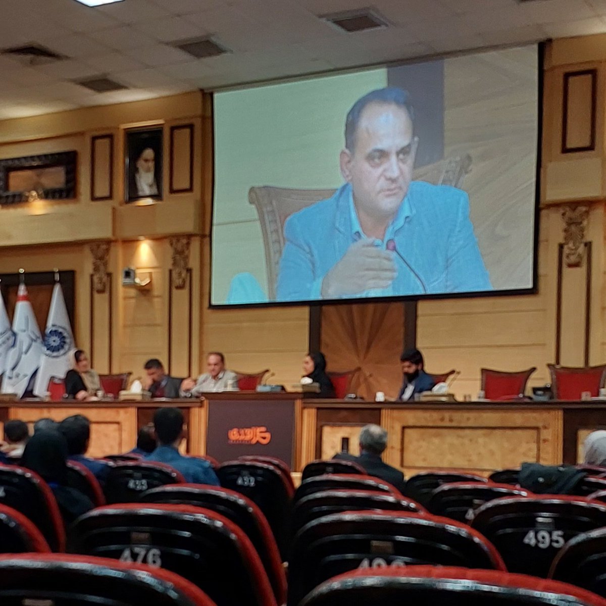 MiladZarei_ir's tweet image. رویداد گراف دی؛
آرمان خالقی:
روابط عمومی لحظه‌ای و نقطه‌ای نیست بلکه یک فرآیند مستمر است که باید به آن اعتقاد داشت.

خوشم اومد، با اینکه رویکرد مدیریتی و مارکتینگی داشت ولی خیلی خوب صحبت کرد. آفرین.

@grafday1
#grafday #graphday #pr
#روابط_عمومی #روابطعمومی #گرافدی #گراف_دی