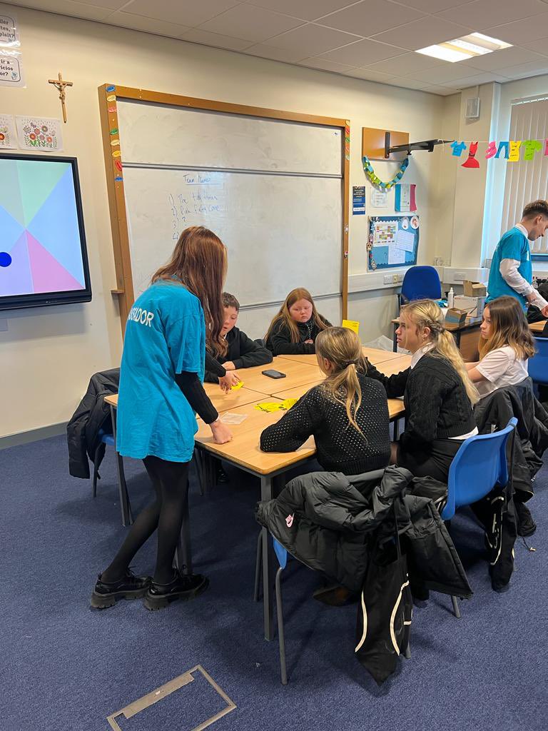 Our RRS ambassadors completed their first lessons with S1 PSE classes today. Well done to all of our ambassadors and our S1 pupils who engaged well on the differences between needs and wants 🤩. #RRS #DundeeLearning @stpaulsdundee