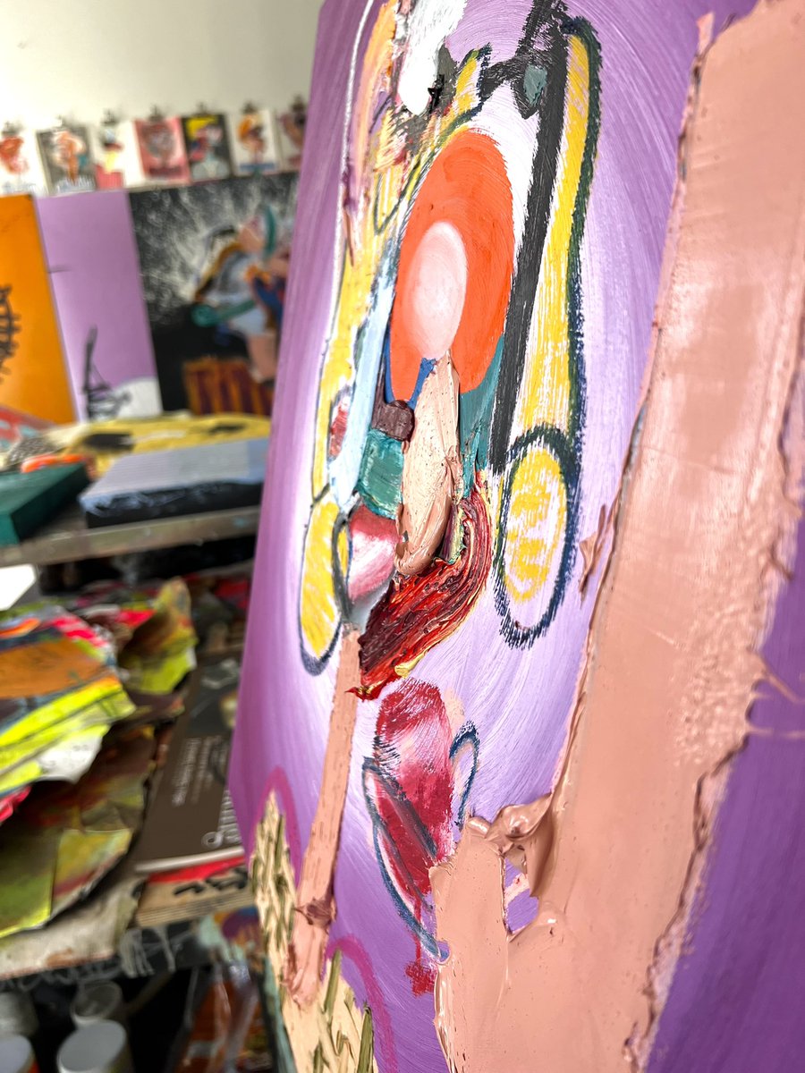 ChaseLockArt's tweet photo. Working on a few smaller pieces, three 24x24 canvases. Always trying to evolve my style, way of thinking, technique, etc. Many many hours in the studio working on studies, growing my craft. 🫡 https://t.co/CGs8nm9fd3