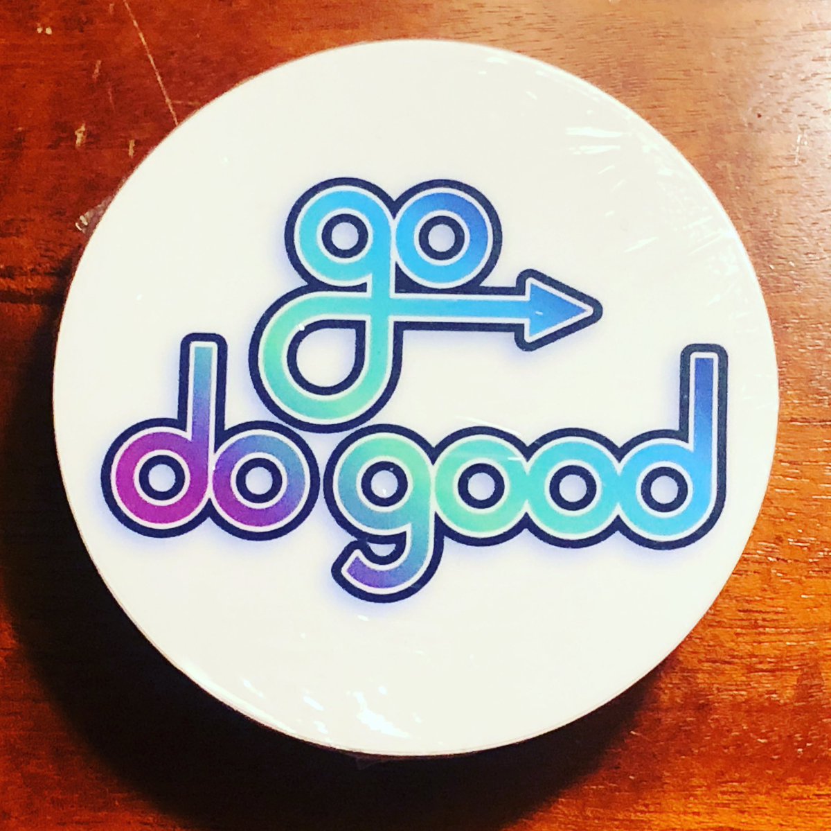 yerlifeguard's tweet photo. @DeityShe This is the whole philosophy behind #godogood. It can be as small as a smile to a stranger, as big as buying groceries for a family for a month. “I can’t do all the good the world needs, but the world needs all the good I can do.” https://t.co/L8ESqJlOnO
