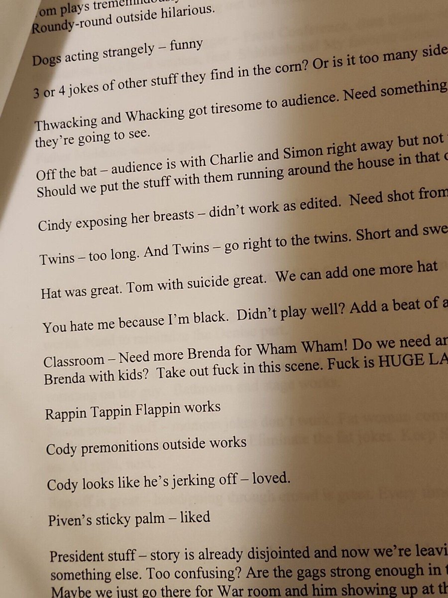 SpoofMasters's tweet photo. Production/feedback notes for Scary Movie 3, 5.15.03. From Robert Weiss archives. ©nohotrader #scarymovie #ScaryMovie3 #2003 #davidzucker #patproft #craigmazin #productionnotes #notes #comedy #spoof #annafaris #simonrex #charliesheen #deniserichards https://t.co/9SrHFIDSkq