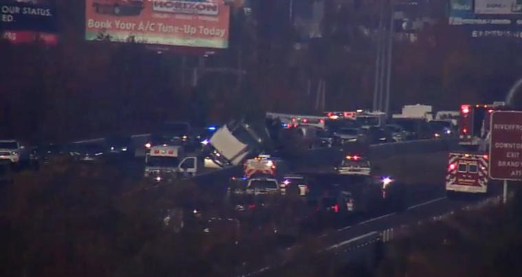 DelawareDOT's tweet photo. #NCCo ⚠️ I -95 NB at the Christina River is closed and I-95 SB has just one lane getting by a crash involving a dump truck that has spilled stone and fuel onto the roadway. Expect delays this afternoon while the crash scene is cleaned up. I-495 should be used as a detour. #netde https://t.co/Q9gDqzUi6l