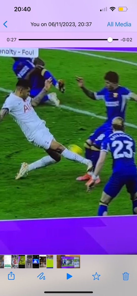 Handsomekid83's tweet image. Life has a habit of coming at you fast spurs fans  😂🤣😭 #HoldThat #SpursvChelsea