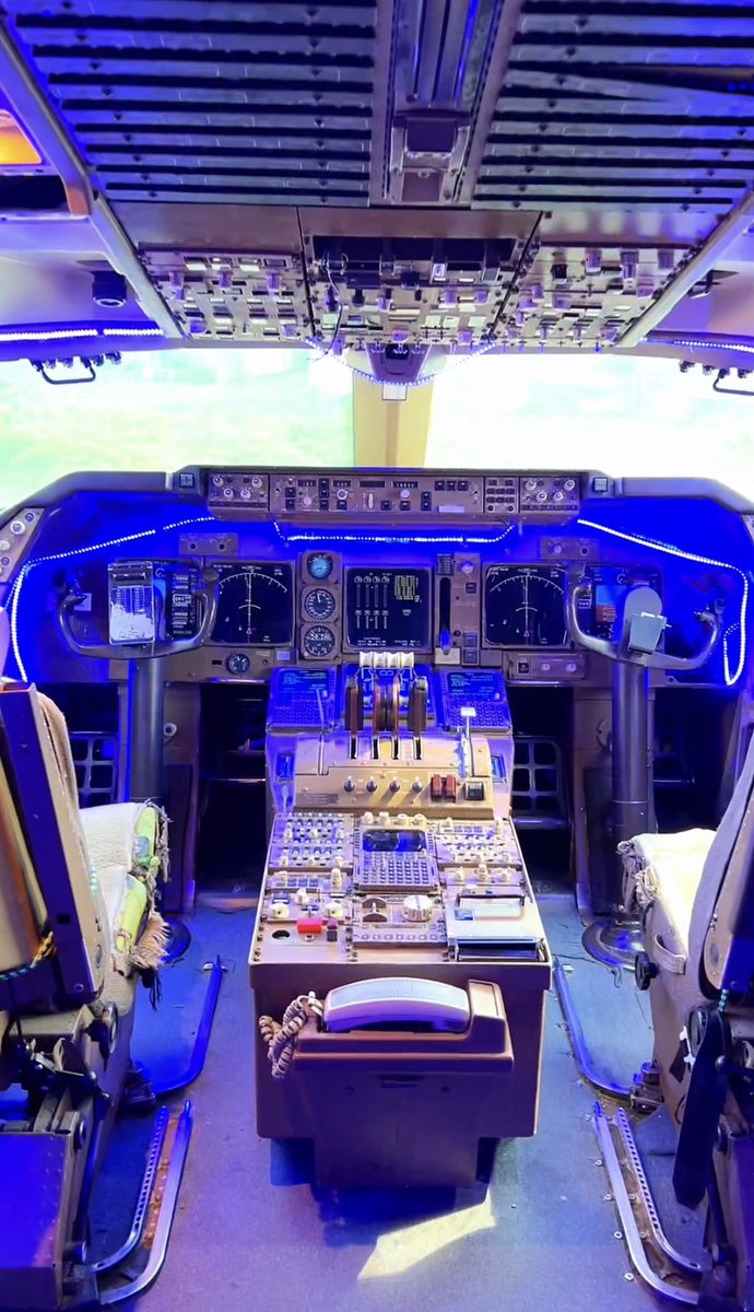 chukkoi25's tweet photo. 747 Airplane Café | Unique Cafe Experience!

https://t.co/5628QN4XvC

#boeing747 #cafe #plane #airlines #travel #food #coffee #aircraft #aviation #flight #pinoy #aviationlovers #foodtrip #tour #thailand #bangkok #flying #siam #thai #dessert #snacks #pilot #ofw #cabincrew https://t.co/7wB7lmELgX