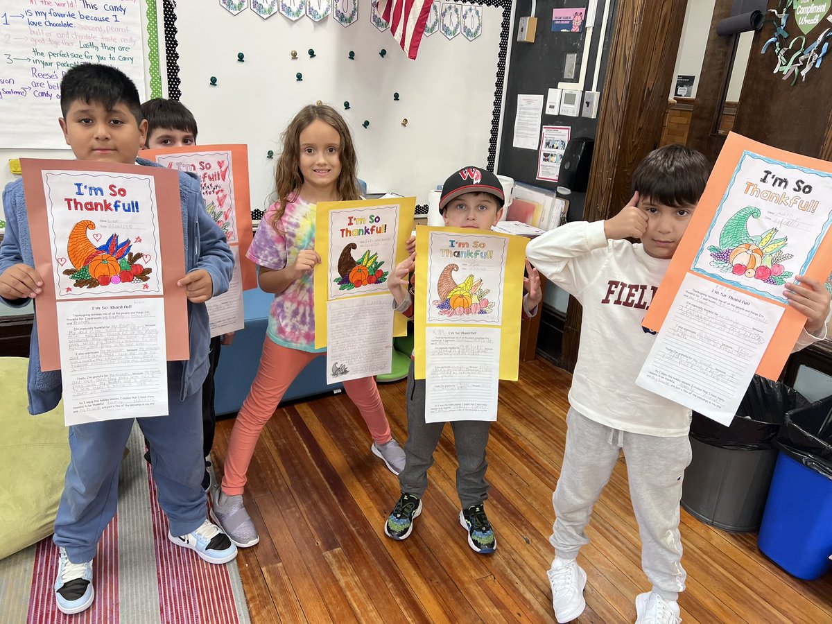 Mrs. Pacheco 🍎 tweet media