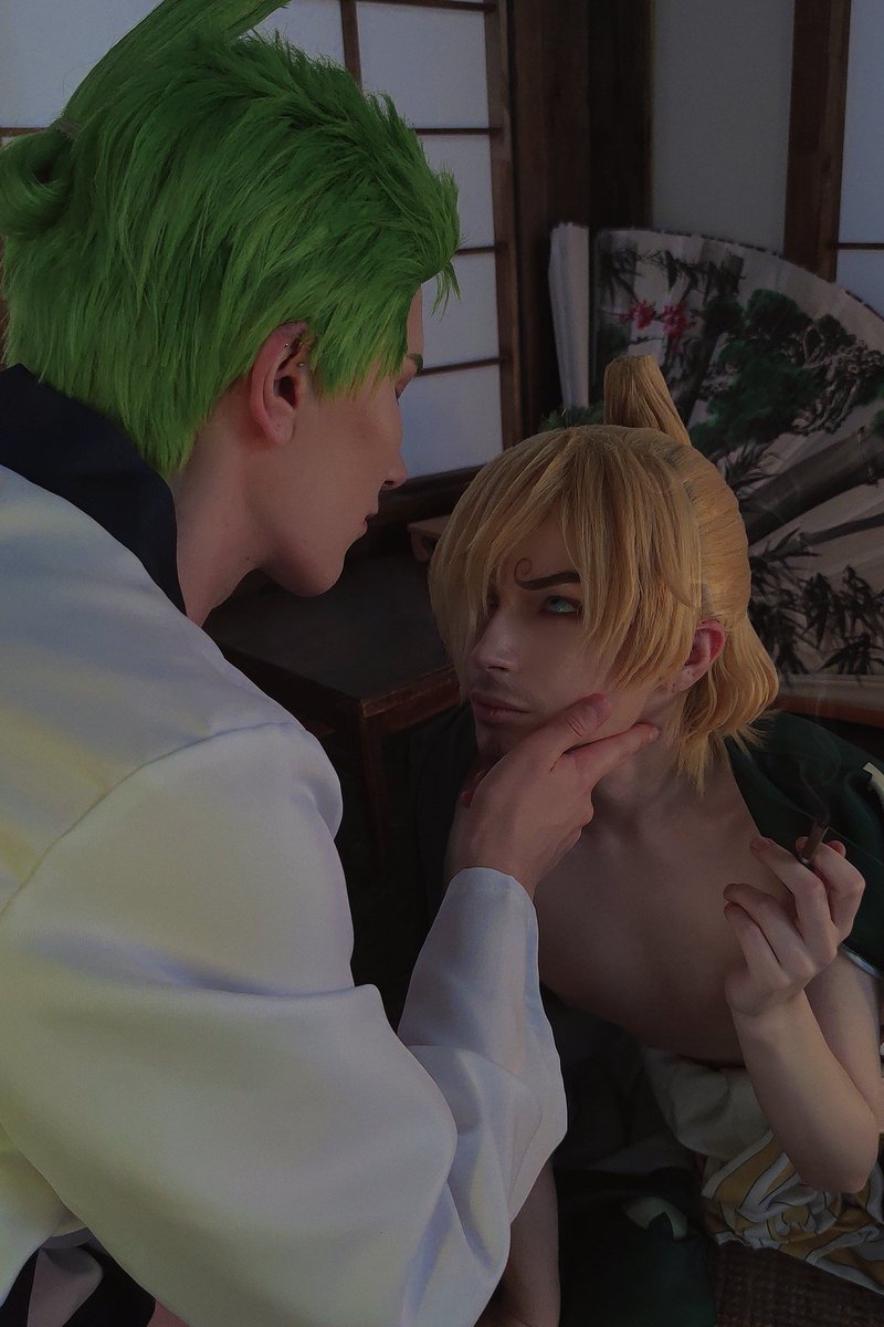 regichdelian's tweet photo. We're planning a new photoshoot. Want more #zosan? 

#cosplay #zoro #sanji https://t.co/yNiRLPly6b