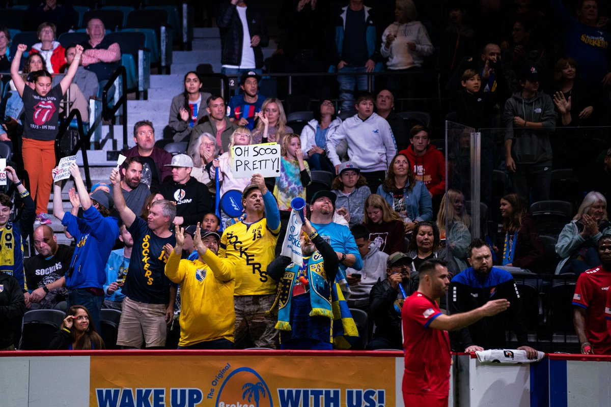 SanDiegoSockers's tweet photo. Getting a group together for a night out at the Sockers...it's pretty. It's oh so pretty. 

Find out all the savings and perks you can enjoy at https://t.co/5sSUZQ2Oy3
#LeaveALegacy https://t.co/MN1O0gfBQN