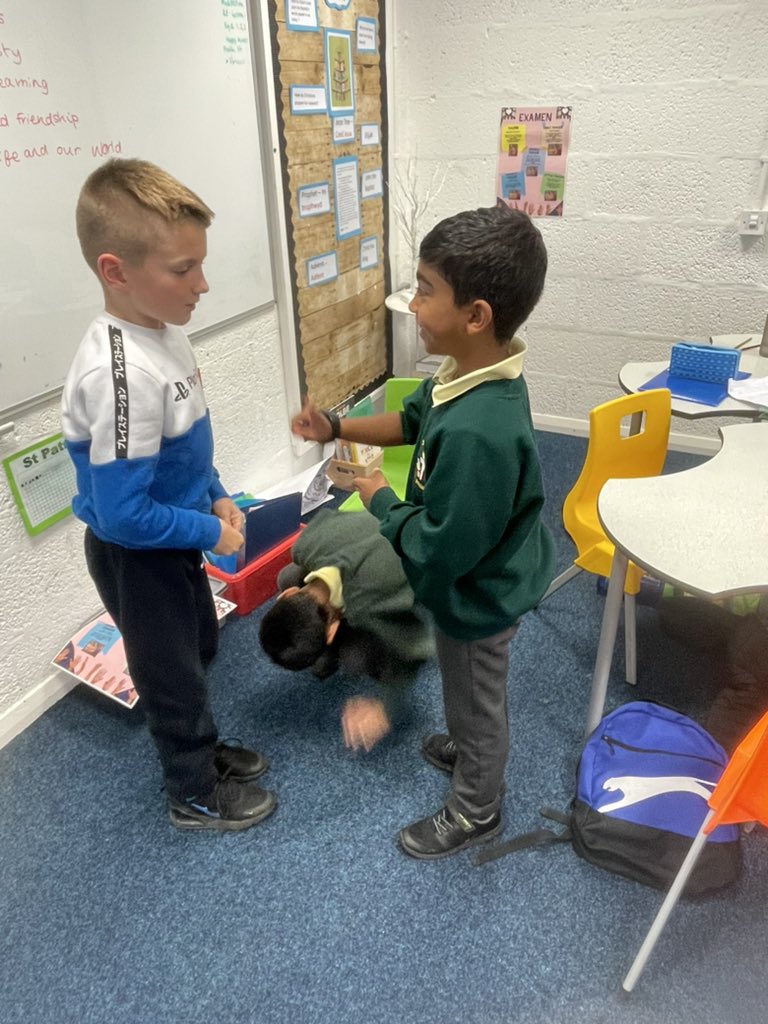 sthcpsbarry's tweet photo. #Hebron learning about our character strengths during @myHappymind_ session today. We were acting out different strengths and our friends had to guess them 😊 #teamworkandfriendship
#braveryandhonesty
#loveandkindness
#exploringandlearning
#loveofourlifeandourworld https://t.co/DVzhRSh8p8
