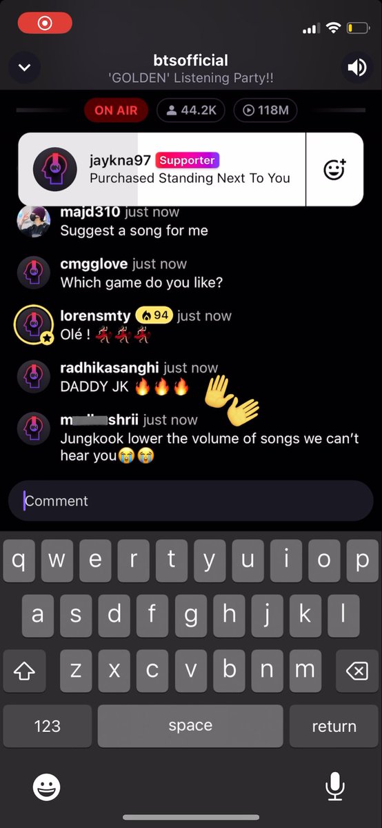 weakforjungkook's tweet photo. Okay so this is proof for everyone who’ll accuse me of lying. I’ll qrt the whole screen recording. 
(Also i censored my real name bcs i don’t want it out here) https://t.co/mR3IETTThE