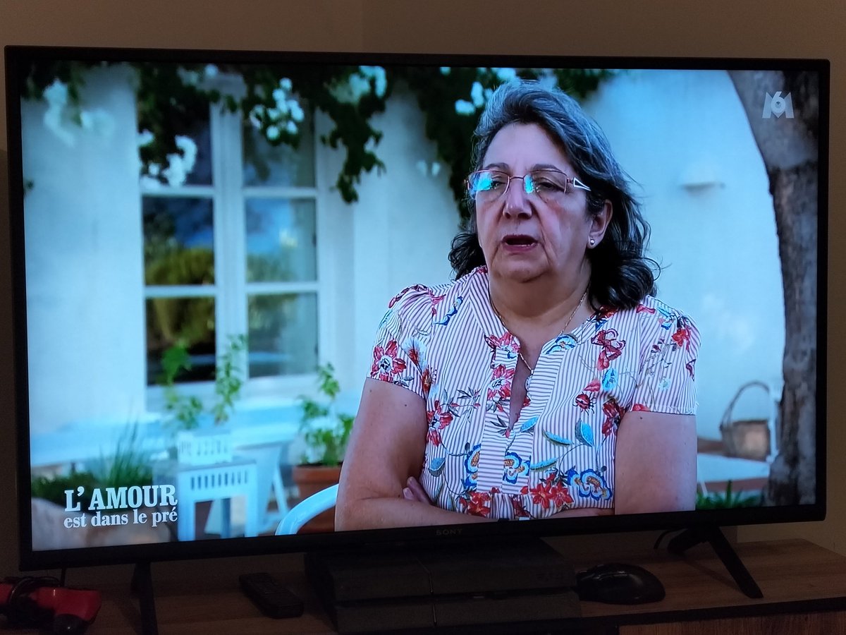 elfinicheur's tweet photo. Qui va a la plage pour les diodes et le vitamine D sans dec . Et c'est moi où elle est chiante , fait tout débrancher JP #adp #adp23 #adp2023 https://t.co/S2gWYS4jn2