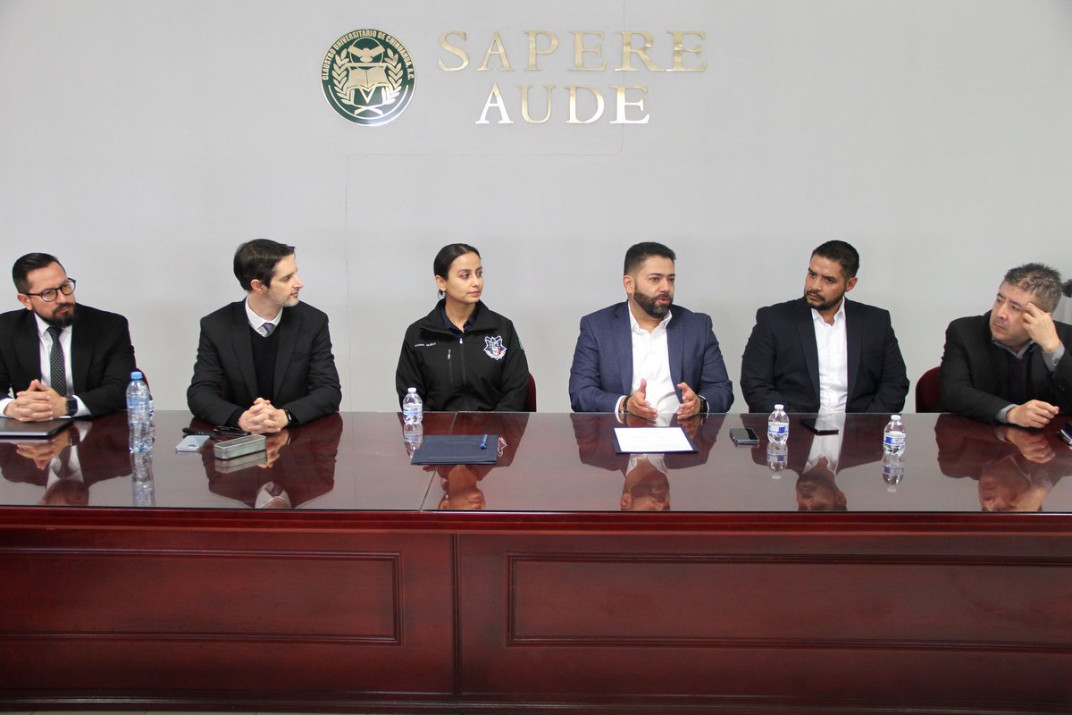 LabCoLatam's tweet photo. del Estado de Chihuahua (@Fiscalia_Chih) y el Claustro Universitario de Chihuahua (@ClaustroU) con el apoyo de #INLMéxico de la @USEmbassyMEX
#LABCO #LABCOATENA #InvestigaciónCriminal
2/2 https://t.co/Q3seiVzbpp