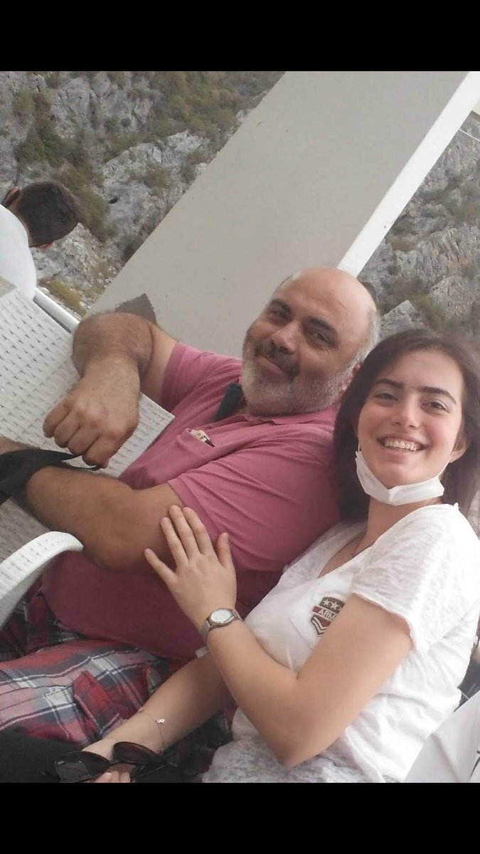 Elfcelkkk's tweet photo. Kalbim acıyor baba https://t.co/g8ve6jiAn1