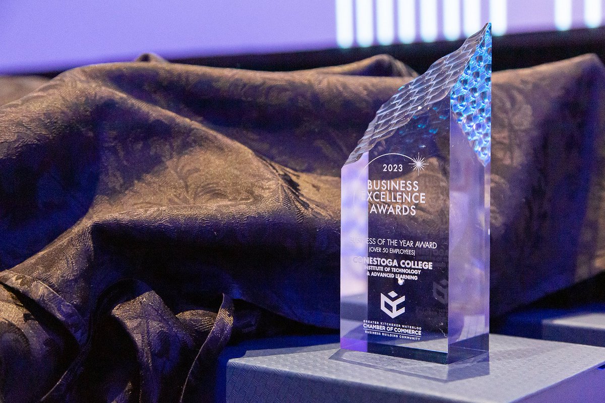 GKWCC's tweet photo. Hurry! Only two weeks remain to nominate your picks for the Business Excellence Gala Awards 2024. Don't miss the chance to celebrate excellence and your favourite businesses. 
-
Nominations at https://t.co/h73kmuFmIT  
-
#businessgrowth #chamberofcommerce #gkwcc #businessevent https://t.co/2EFSW3nme2