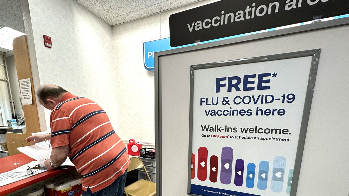 Hearing that something is going around? It’s true. Respiratory illnesses are extremely prevalent right now. Protect yourself and your loved ones by getting vaccinated for COVID-19, the flu, and RSV as advised by the CDC:

Read more: ow.ly/mZoe50Q4z7h