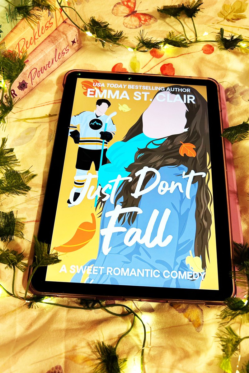 KirstyOughton26's tweet image. My #bookreview of #JustDontFall by #emmastclair is on my blog 😊🧡 

kirstysbookbuyingaddiction.home.blog/2023/11/06/jus…

#bookblogger #bookrecommendation #sweaterweatherseries