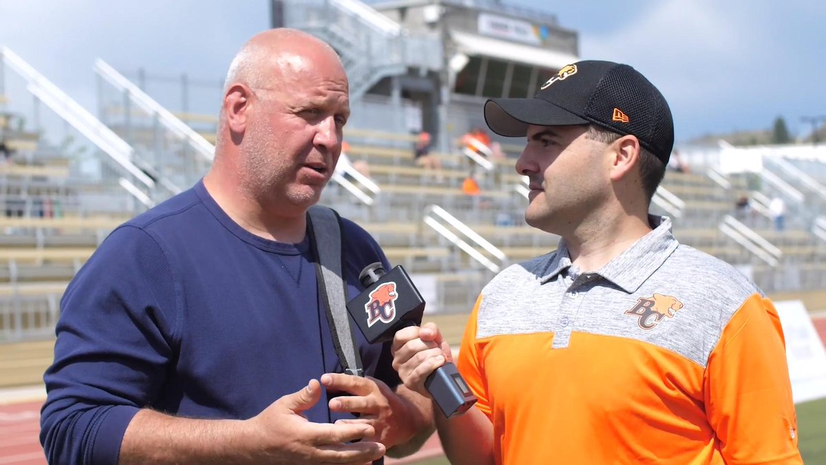 “If there’s anything you can say about Caravatta, it’s that he’s likeable, self-deprecating and doesn’t
seem to know how good he is.” What I wrote of <a href="/caravatta2/">Giulio Caravatta</a> in 2010 still applies today. Congratulations Giulio on 25 years as <a href="/BCLions/">BC LIONS</a> radio analyst/colour man extraordinaire.