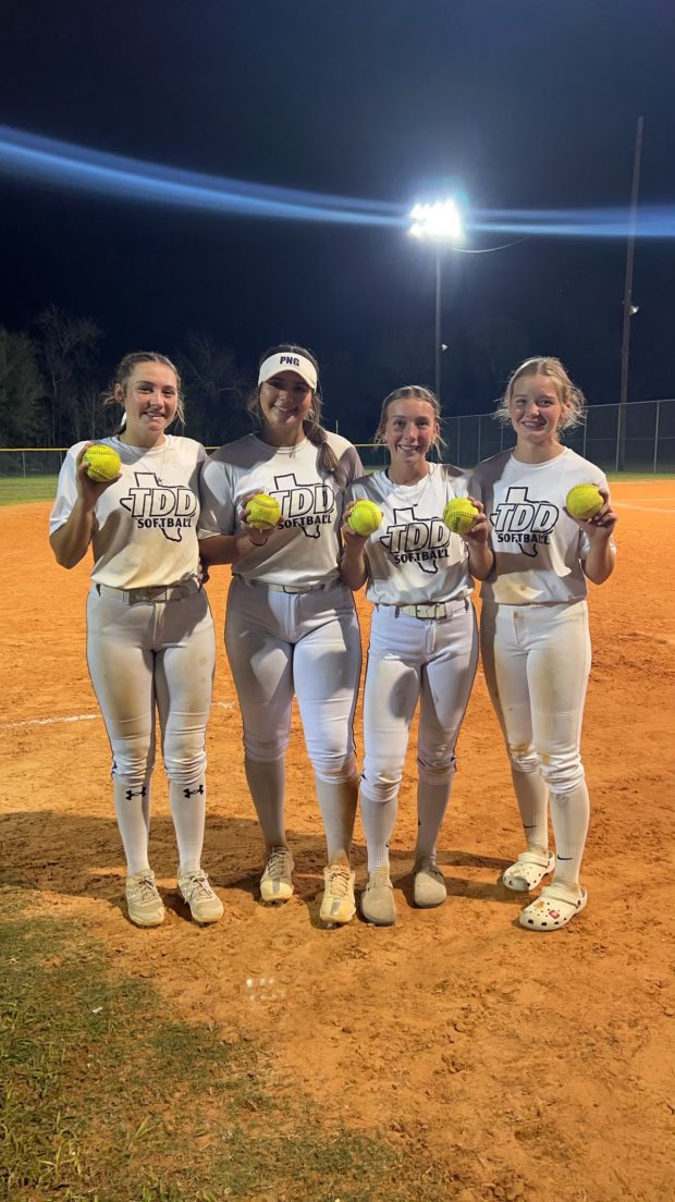 You know the drill… BOMB POST for the weekend 💣💣💣💣💣 great job keep killing it <a href="/KianaLedoux99/">Kiana LeDoux</a> <a href="/KyleeBishop08/">Kylee Bishop</a> <a href="/MaddySalvaggio/">Madelynn Salvaggio</a> <a href="/BryleeWieding/">Brylee Wieding</a>