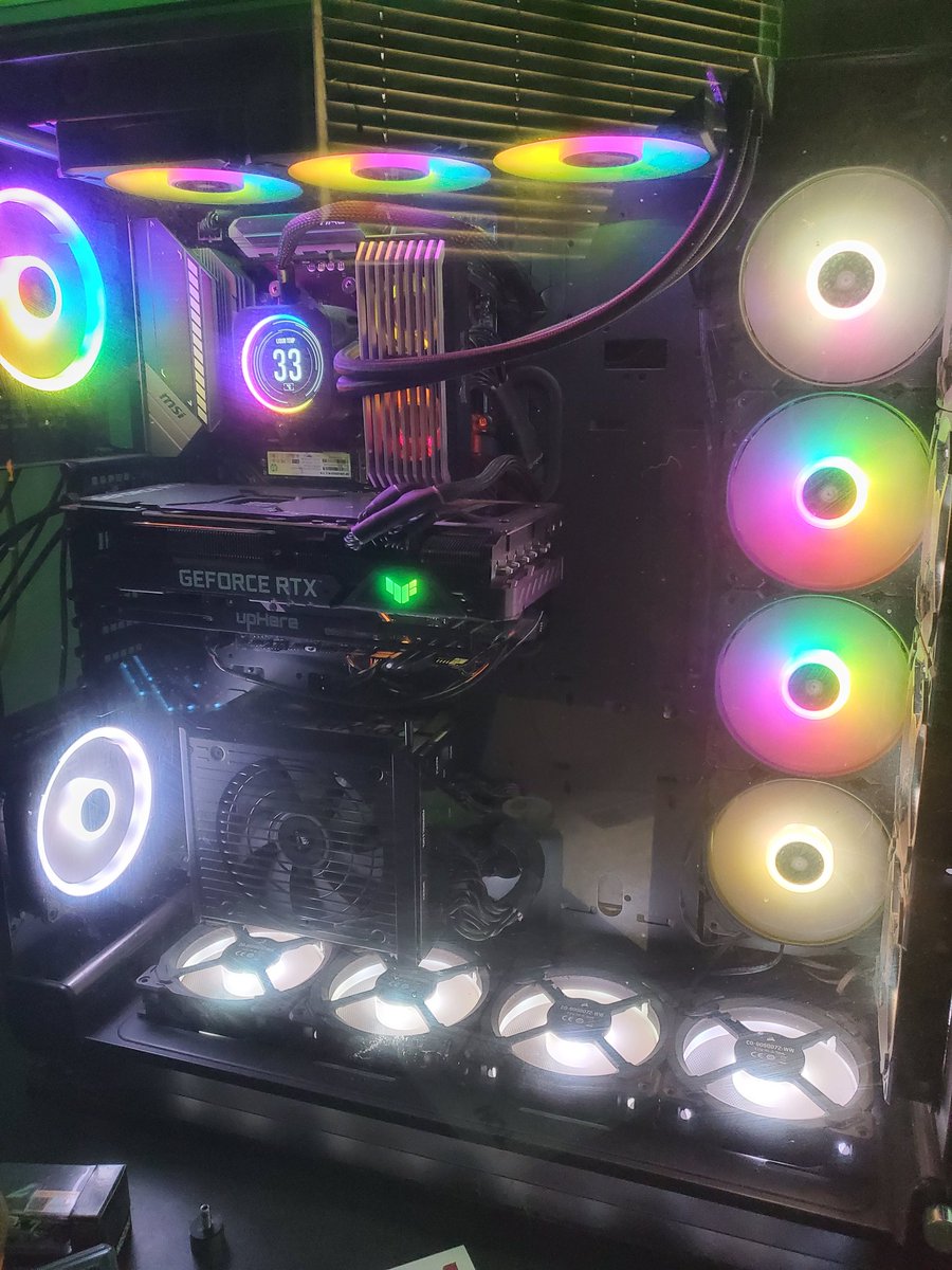 BOOZER 🍺 👟 tweet media