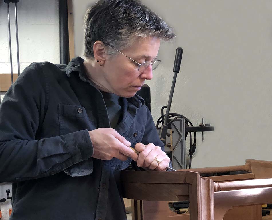 HistDeerfield's tweet photo. This weekend is for woodworking at Historic Deerfield! Join Sharon Mehrman on Saturday, November 11, from 10 a.m. to 4 p.m. for a historic #woodworking #demonstration, included with general admission! https://t.co/ReOiHs7aRo
#HistoryMuseum #WesternMass #Tradework #historictrades https://t.co/2xBxuHPgVN