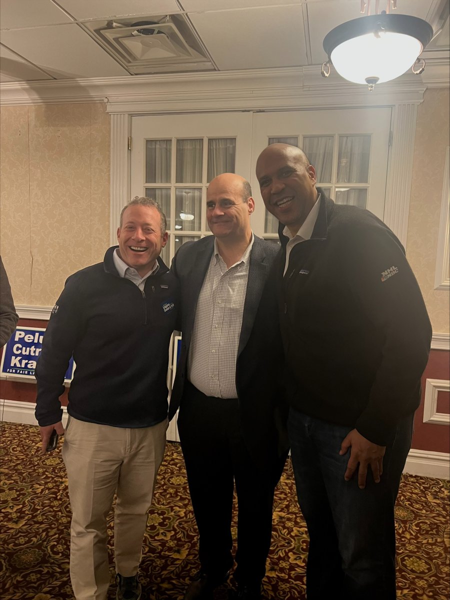 Josh4Jersey's tweet photo. Great to join Senator Cory Booker and the Bergen County Democratic Chairman Paul Juliano in Fair Lawn to support the Democrats up and down the ballot! 

Please don’t forget to vote for our Democrats on November 7th! https://t.co/9hUm0CbVH8