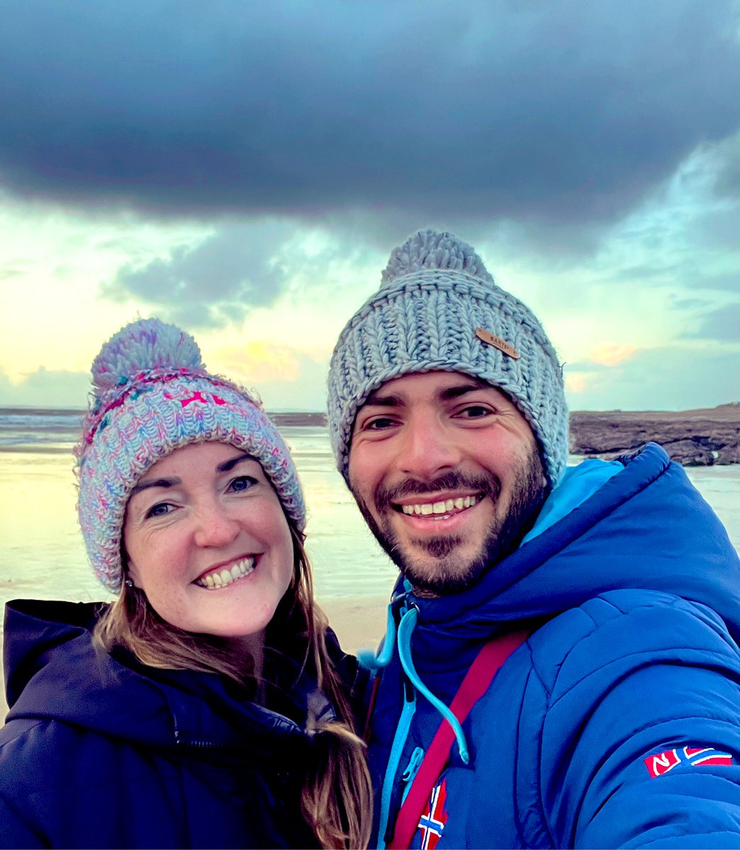 MattThompson91's tweet photo. Post work windswept walks 💨🌊🌪️🐾👫 #restbay #bobblehatsquad #beachlife https://t.co/8d0kcduBX9