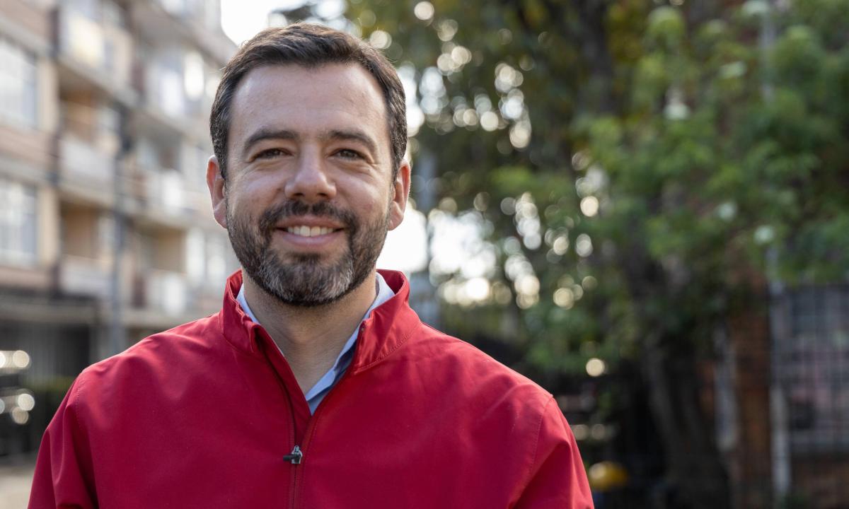 El Electoral Colombia (@eleccionescolom) on Twitter photo #ATENCION
Usted tiene una imagen favorable o desfavorable del alcalde electo de Bogotá Carlos Fernando Galán <a href="/CarlosFGalan/">Carlos F. Galán</a>?
🔁 Desfavorable
❤️ Favorable #ATENCION
Usted tiene una imagen favorable o desfavorable del alcalde electo de Bogotá Carlos Fernando Galán <a href="/CarlosFGalan/">Carlos F. Galán</a>?
🔁 Desfavorable
❤️ Favorable