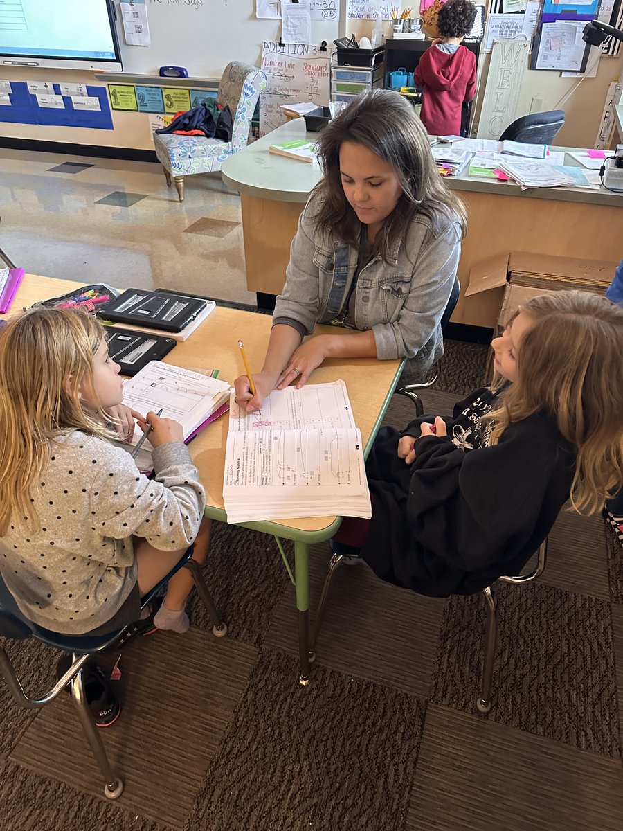 It's #subspotlight week in LCR3. When our regular employees need to be away, these individuals save the day! Today's spotlight is on teacher sub, Cheree Bradley. Thanks for all you do!  #proud2br3 Looking for a flexible schedule? Join our sub team at troy.k12.mo.us/apply