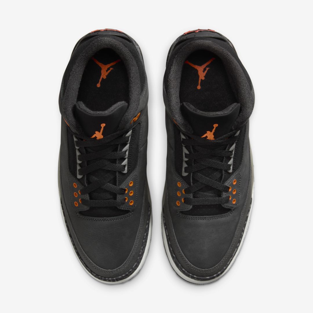 J23app's tweet photo. Official Images: Jordan 3 Retro "Fear" https://t.co/oSQDl9Gn5A
