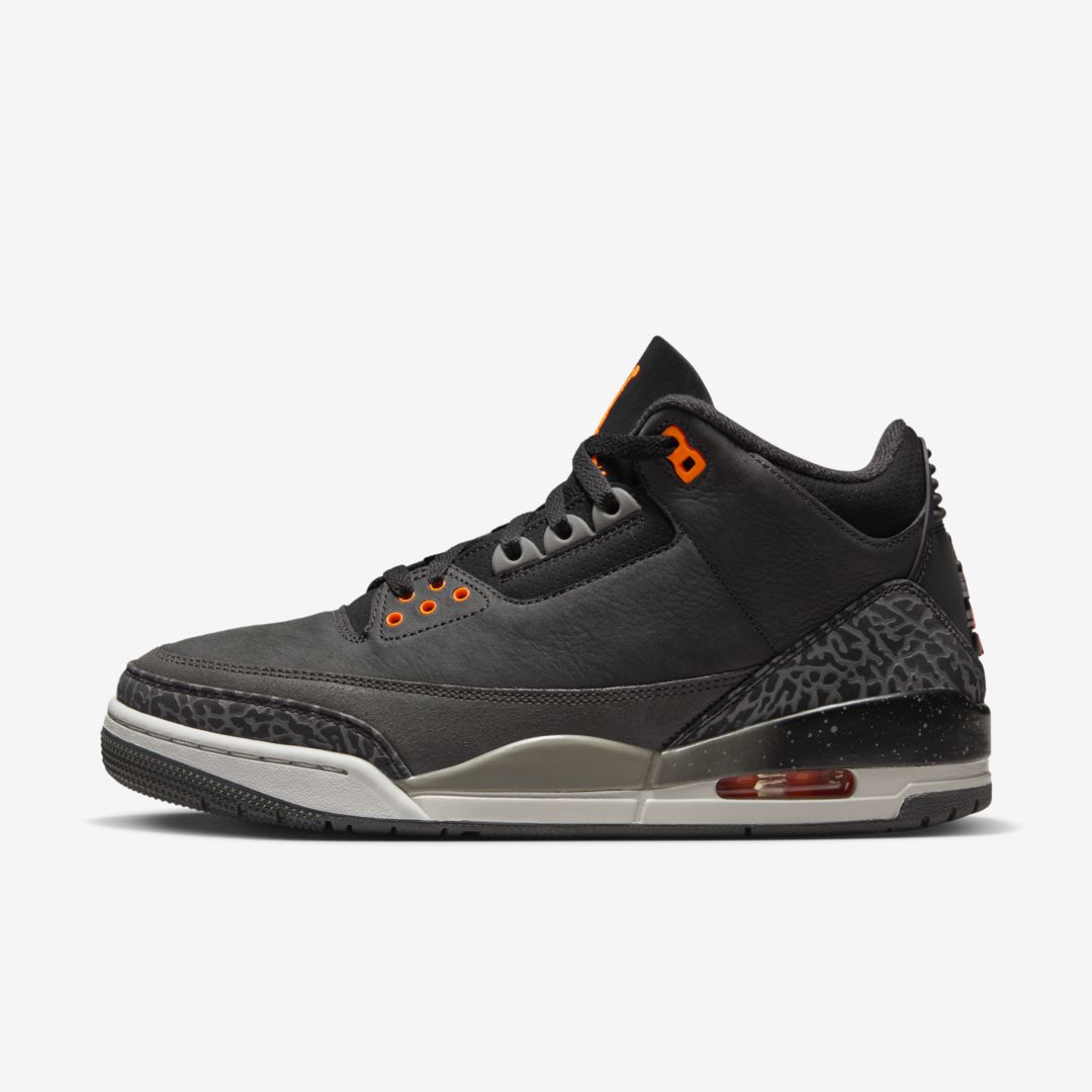 J23app's tweet photo. Official Images: Jordan 3 Retro "Fear" https://t.co/oSQDl9Gn5A